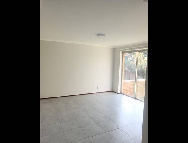 1 BEDROOM PROPERTY TO RENT IN KRAAIFONTEIN EAST